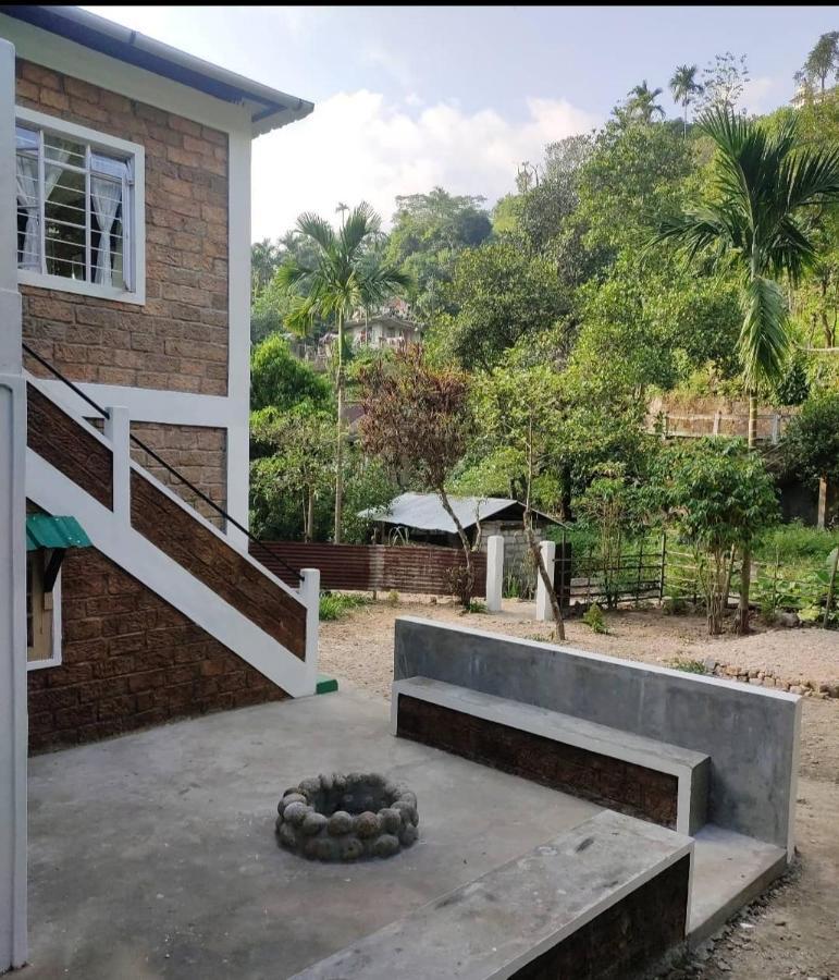 The Rustic Cottage - Homestay チェラプンジ エクステリア 写真